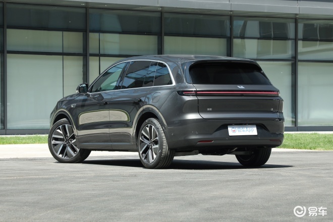 30万预算家用SUV 星纪元ET和理想L6如何选