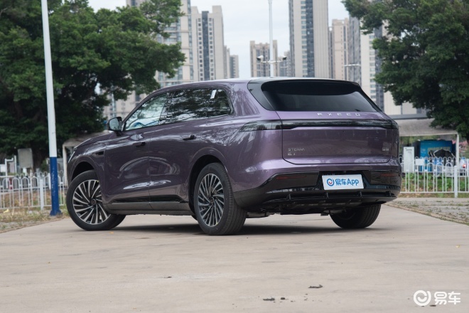 30万预算家用SUV 星纪元ET和理想L6如何选