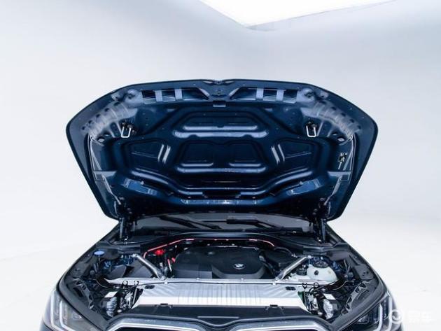 宝马X3：豪华中型SUV，2.0T动力强劲，6.6秒加速，驾驶体验出众