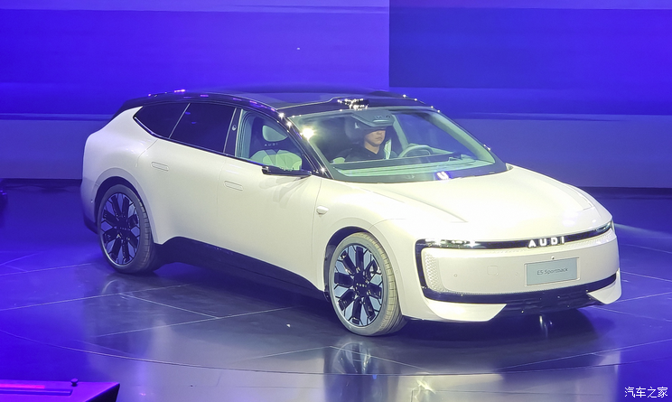 奥迪A6L e-tron等多款重磅车型亮相 2025上海车展大众集团之夜