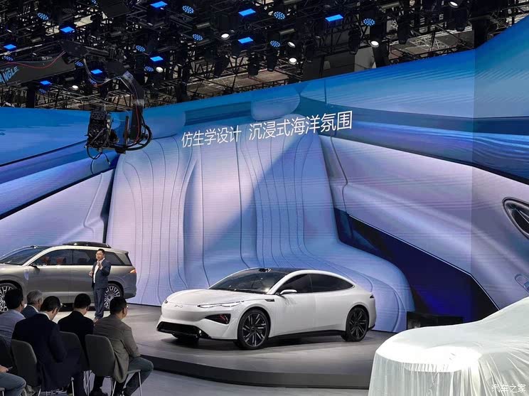 全新雷克萨斯ES/极氪9X/仰望U8L等 2025上海车展新车汇总（下）