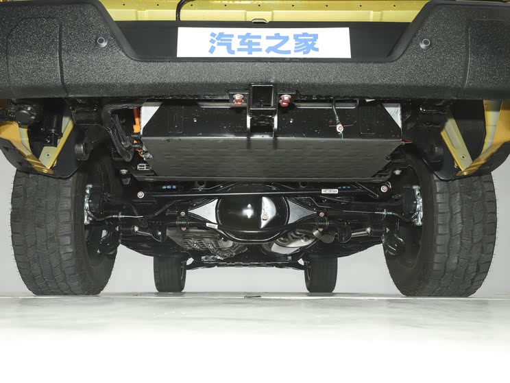全新雷克萨斯ES/极氪9X/仰望U8L等 2025上海车展新车汇总（下）