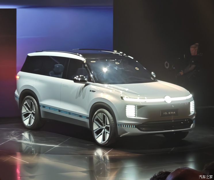奥迪A6L e-tron等多款重磅车型亮相 2025上海车展大众集团之夜