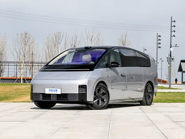 全新雷克萨斯ES/极氪9X/仰望U8L等 2025上海车展新车汇总（下）