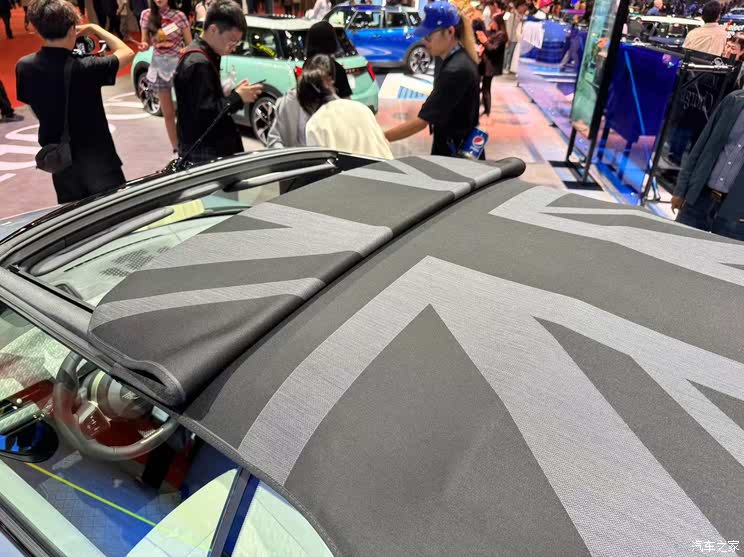 全新雷克萨斯ES/极氪9X/仰望U8L等 2025上海车展新车汇总（下）