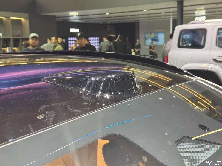全新雷克萨斯ES/极氪9X/仰望U8L等 2025上海车展新车汇总（下）