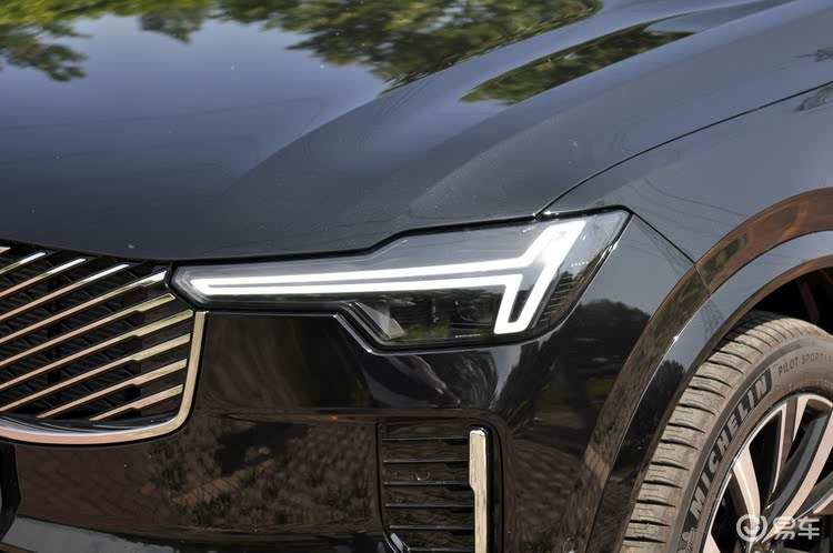 智能与年轻都有了 试驾沃尔沃全新XC90 T8七座版