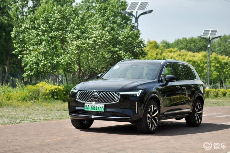 智能与年轻都有了 试驾沃尔沃全新XC90 T8七座版