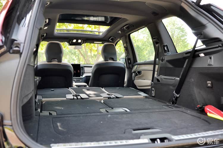 智能与年轻都有了 试驾沃尔沃全新XC90 T8七座版