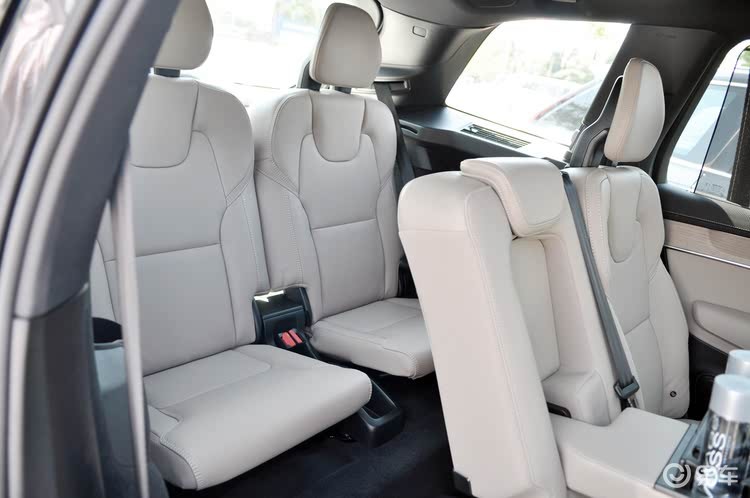 智能与年轻都有了 试驾沃尔沃全新XC90 T8七座版