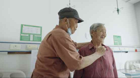 多方爱心力量联动，“韩红爱心・百人援疆”打造流动“生命线”