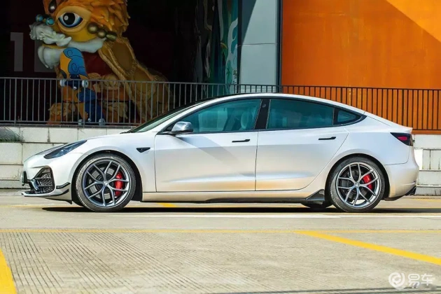 特斯拉Model3改装：炫酷颜值与卓越性能并存