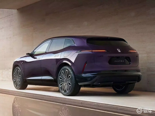 阿维塔07 vs 理想L6：科技控购车指南