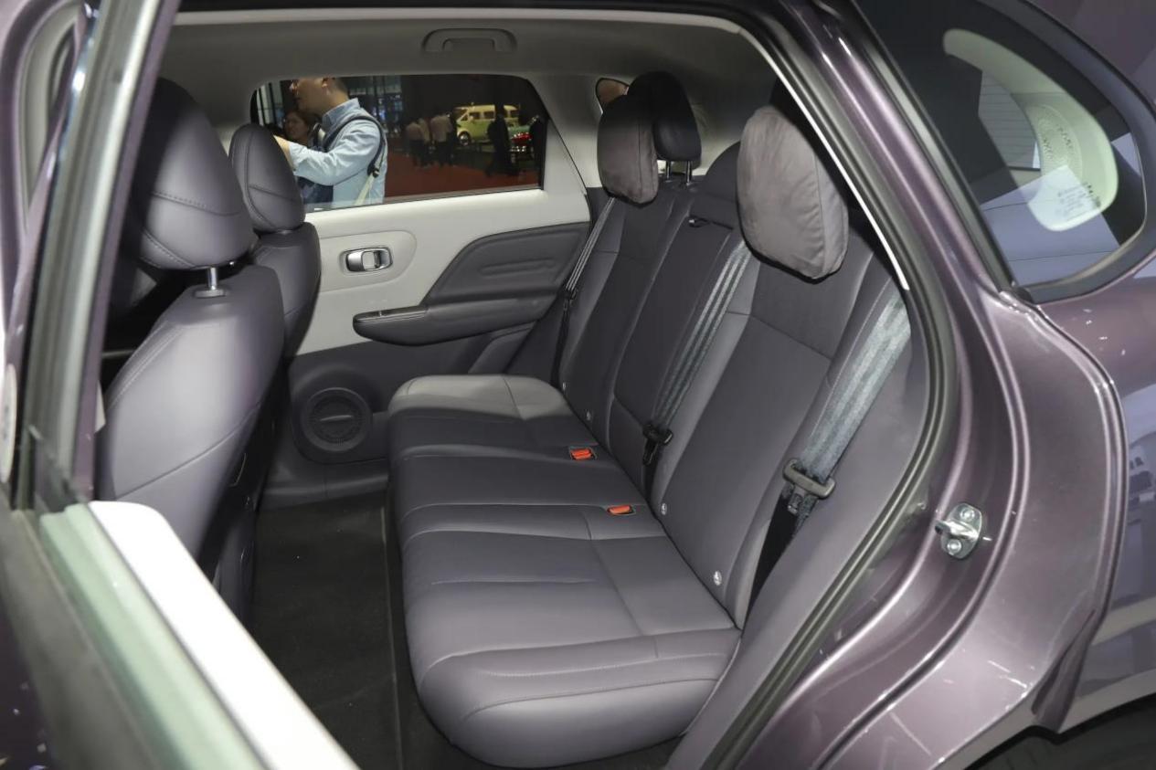 顶配之间对决，零跑B10、深蓝S05、银河E5，谁更香？