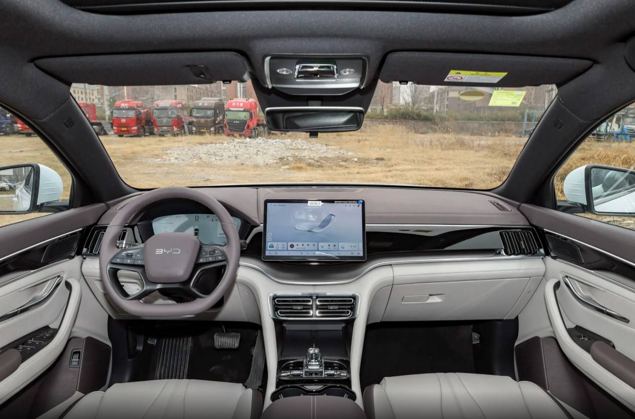 零跑全新C11与比亚迪宋PLUS新能源，到底谁更强？