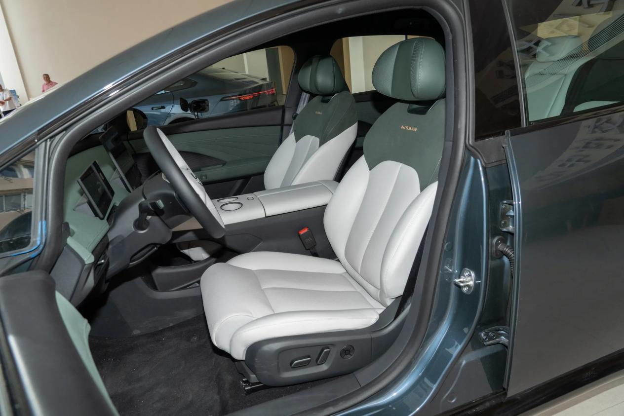 长安启源A07对比日产N7，都是家用好手，选央企还是日企