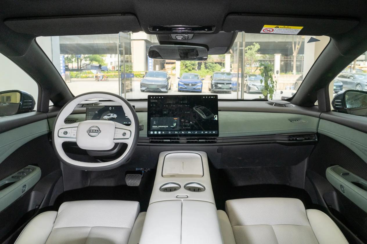 长安启源A07对比日产N7，都是家用好手，选央企还是日企