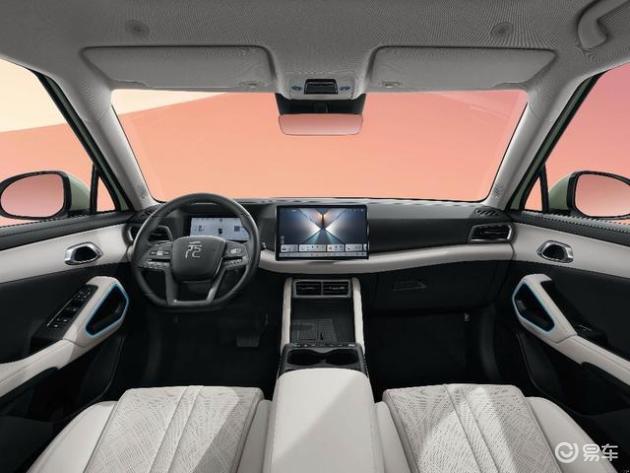 东风纳米06 VS 元UP：10万级纯电SUV，夏日出行选谁