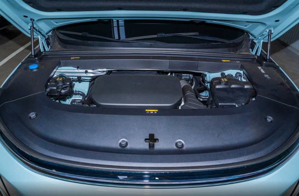 和理想L7的区别在哪里,这车月销量一万多台,选它是明智的