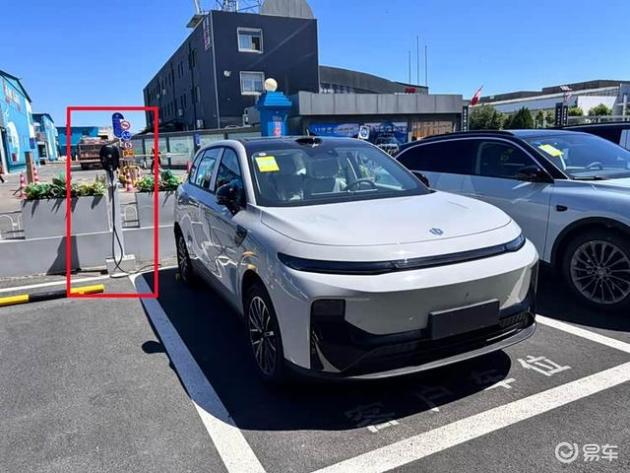 女生买车,零跑B10对比深蓝S05、领克Z20,怎么选?