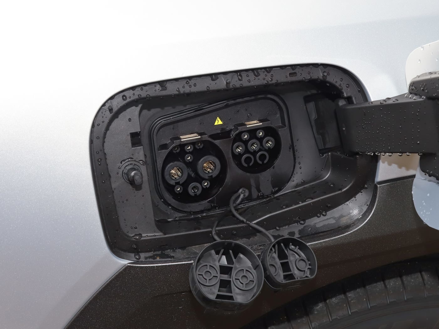 东风纳米06与比亚迪元UP如何选，家庭消费者关注这几点