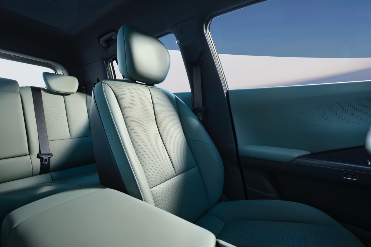 东风纳米06与比亚迪元UP如何选，家庭消费者关注这几点