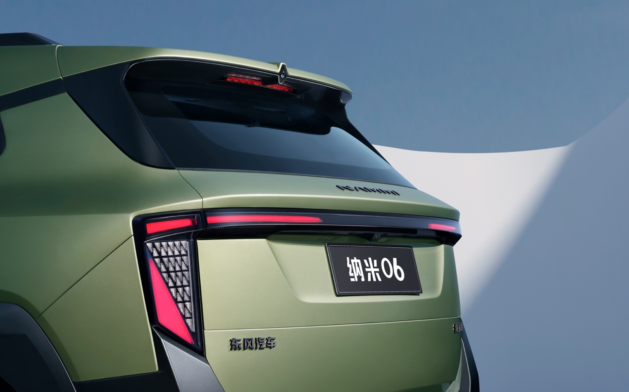 东风纳米06与比亚迪元UP如何选，家庭消费者关注这几点