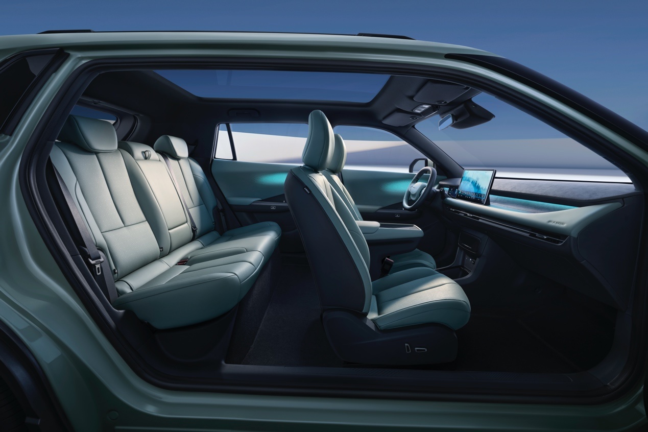 东风纳米06与比亚迪元UP如何选，家庭消费者关注这几点