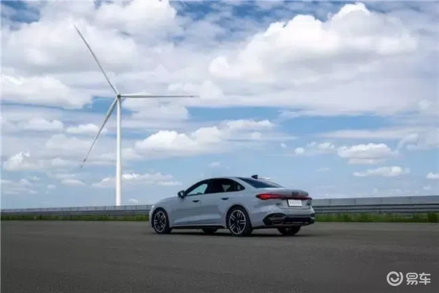 奥迪A5L:豪华燃油车新篇,独特魅力不可挡