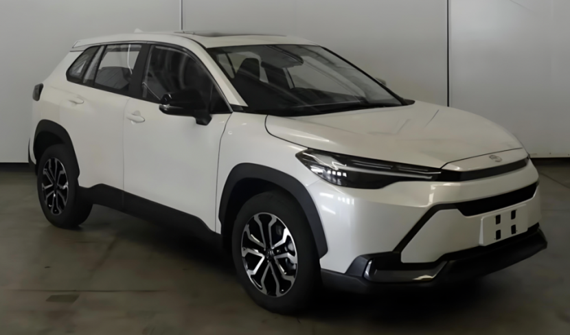 8月新车和改款齐上阵，特斯拉/合资/自主品牌一场混战！