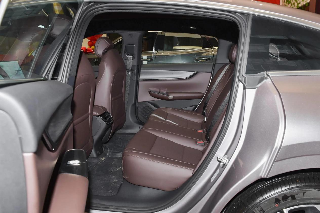 对比长安启源A07和日产N7，央企与日系新能源有何差别？