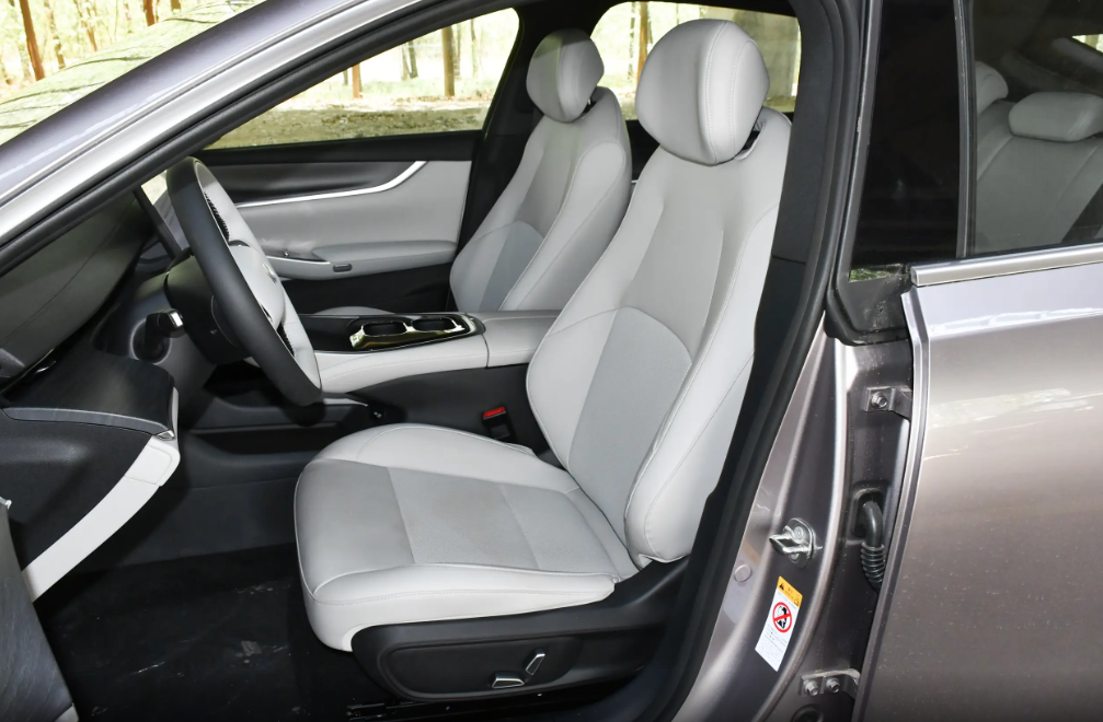 对比长安启源A07和日产N7，央企与日系新能源有何差别？