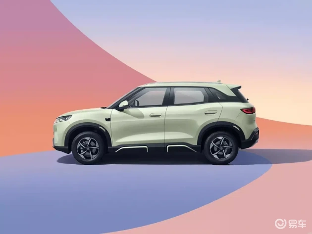 精装小公寓:选东风纳米06抑或元UP