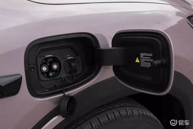 精装小公寓:选东风纳米06抑或元UP