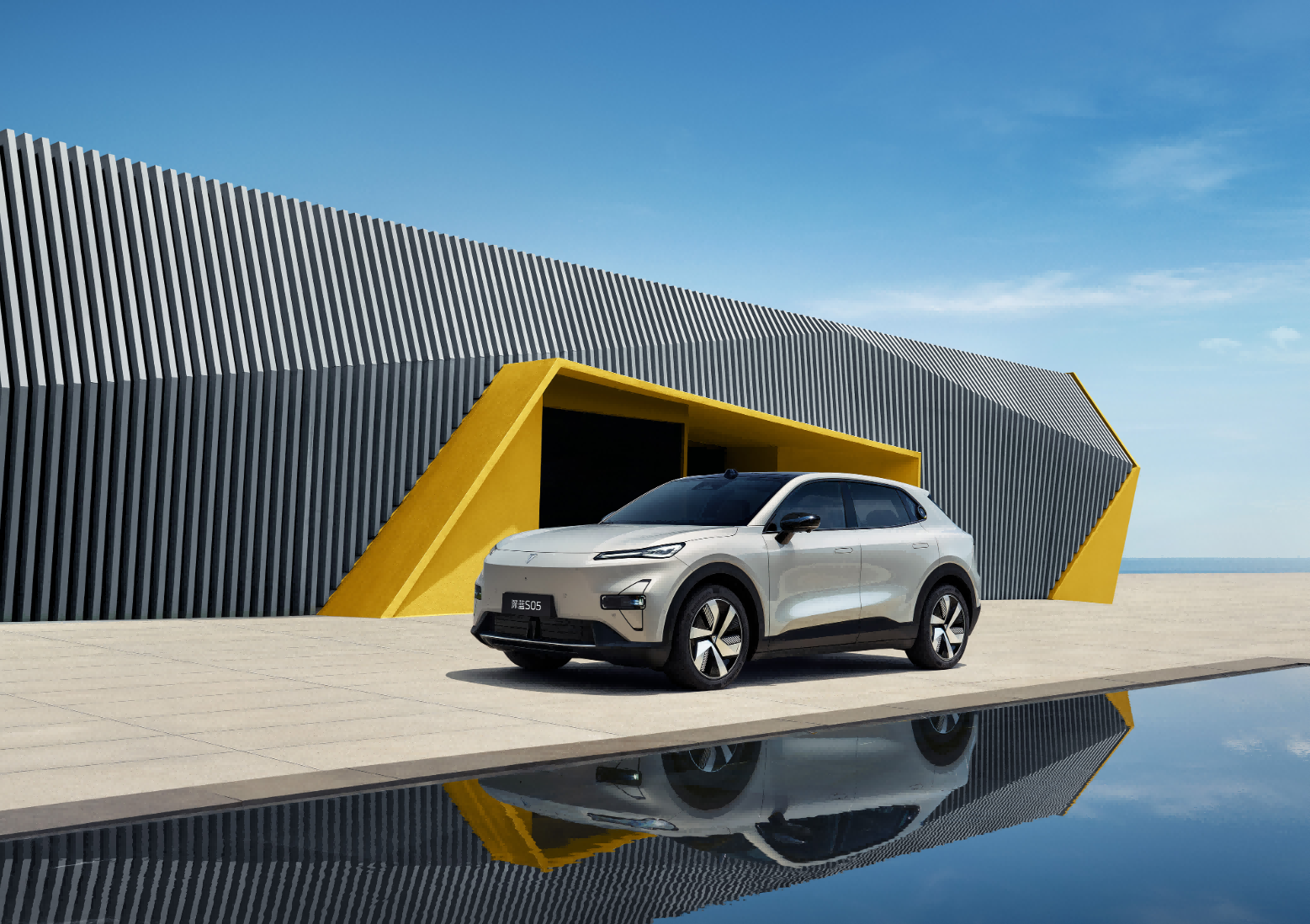 15万元以内新能源SUV，深蓝S05与零跑C10怎么选？