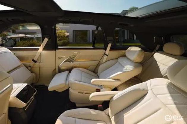 乐道L90 vs 零跑C16:2025纯电SUV对决