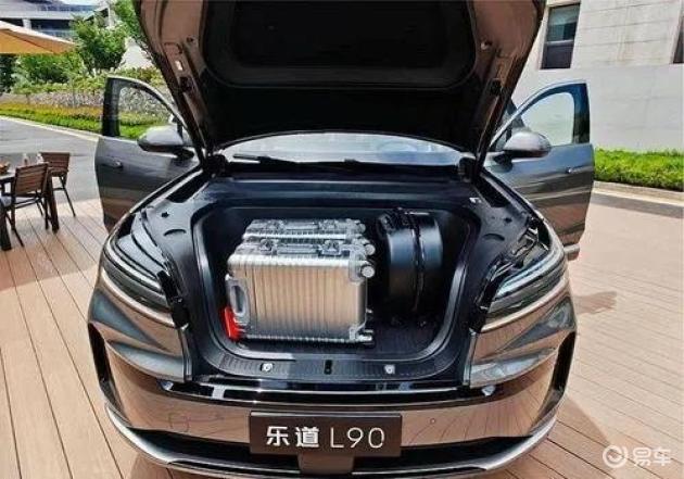 乐道L90 vs 零跑C16:2025纯电SUV对决