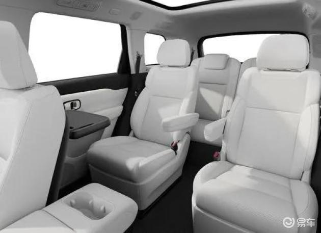 乐道L90 vs 零跑C16:2025纯电SUV对决