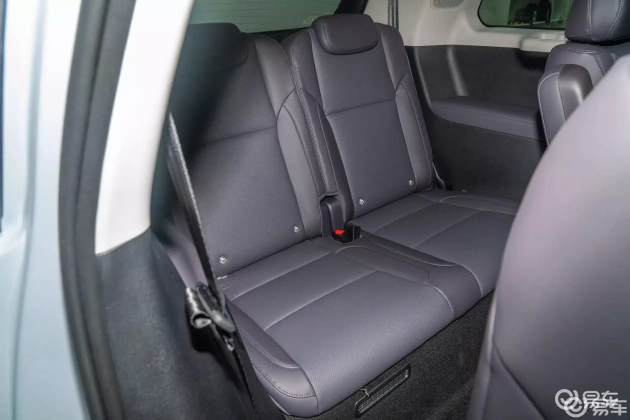 零跑C16对传祺向往S7：新能源中大型SUV王者