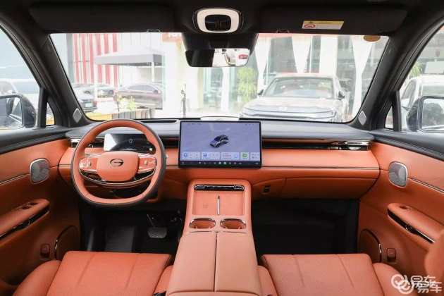 零跑C16对传祺向往S7：新能源中大型SUV王者