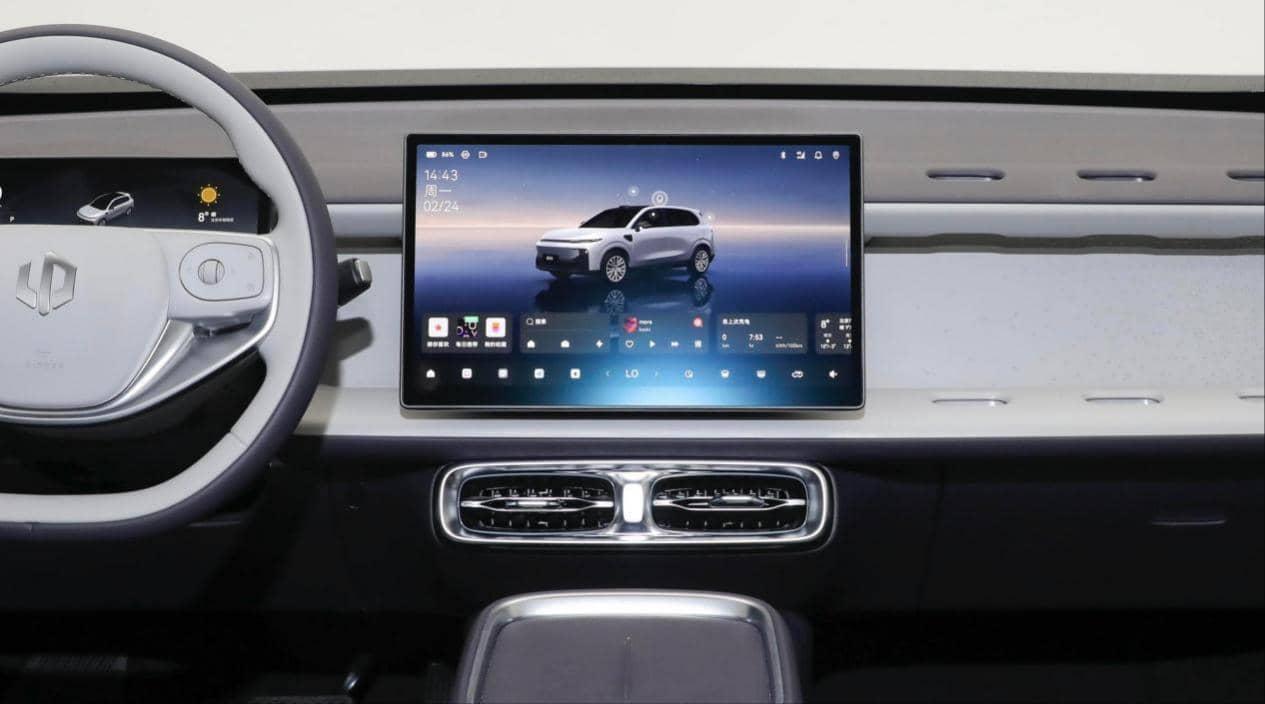 都是顶配，不到13万配激光雷达的零跑B10和同级比