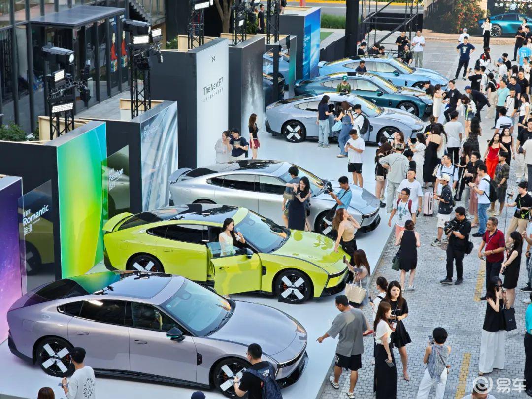 小鹏P7的屁股撞不凹了