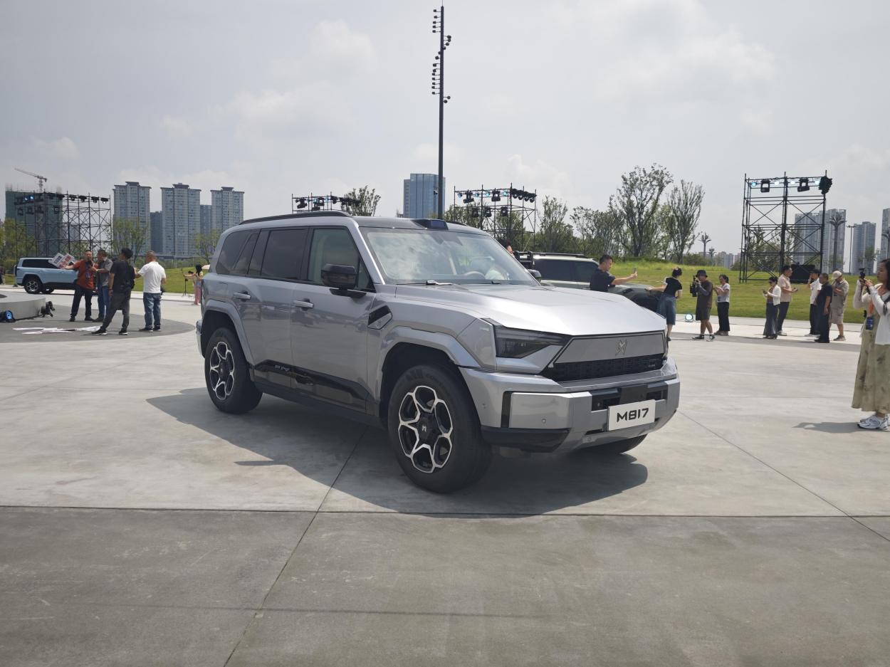 31.99万起!东风+华为+硬派越野猛士M817正式上市