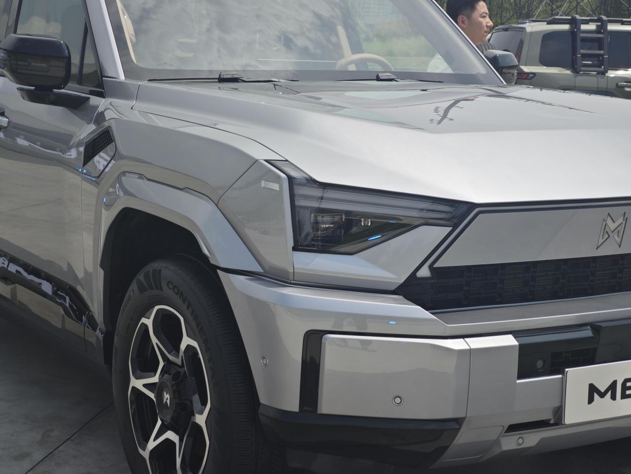 31.99万起!东风+华为+硬派越野猛士M817正式上市