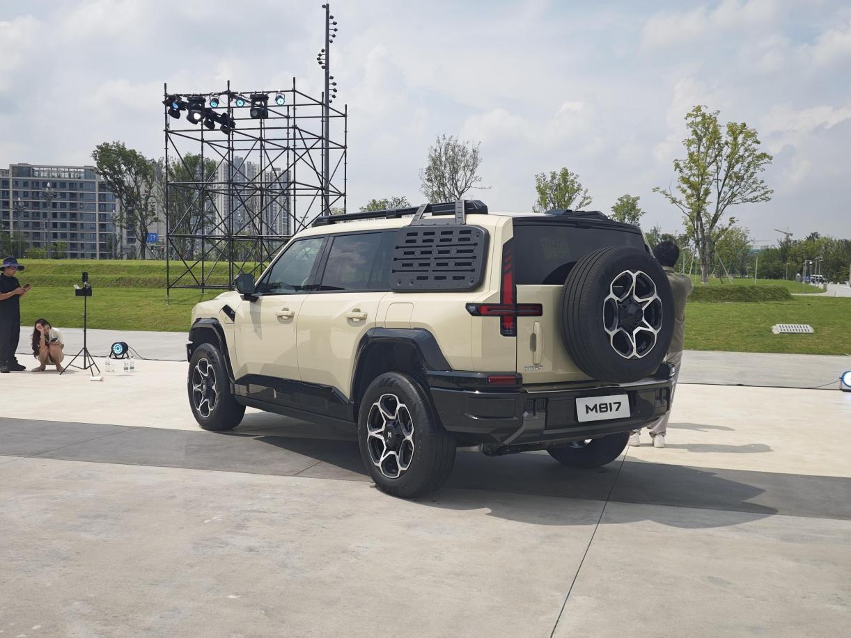 31.99万起!东风+华为+硬派越野猛士M817正式上市