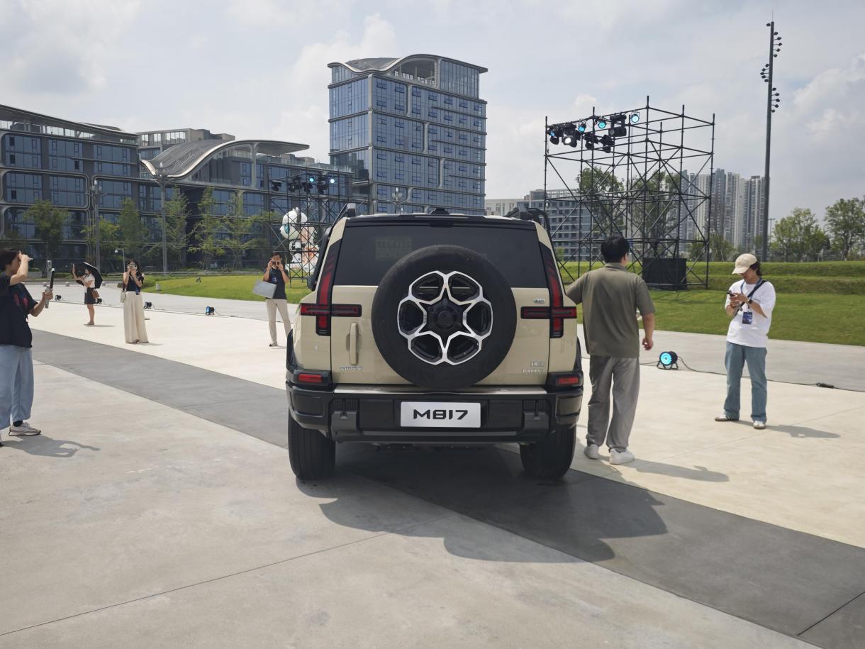 31.99万起!东风+华为+硬派越野猛士M817正式上市