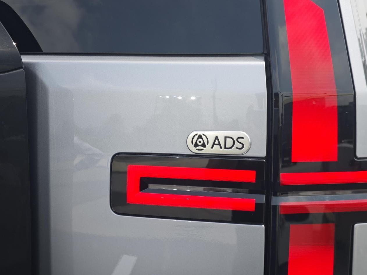 31.99万起!东风+华为+硬派越野猛士M817正式上市