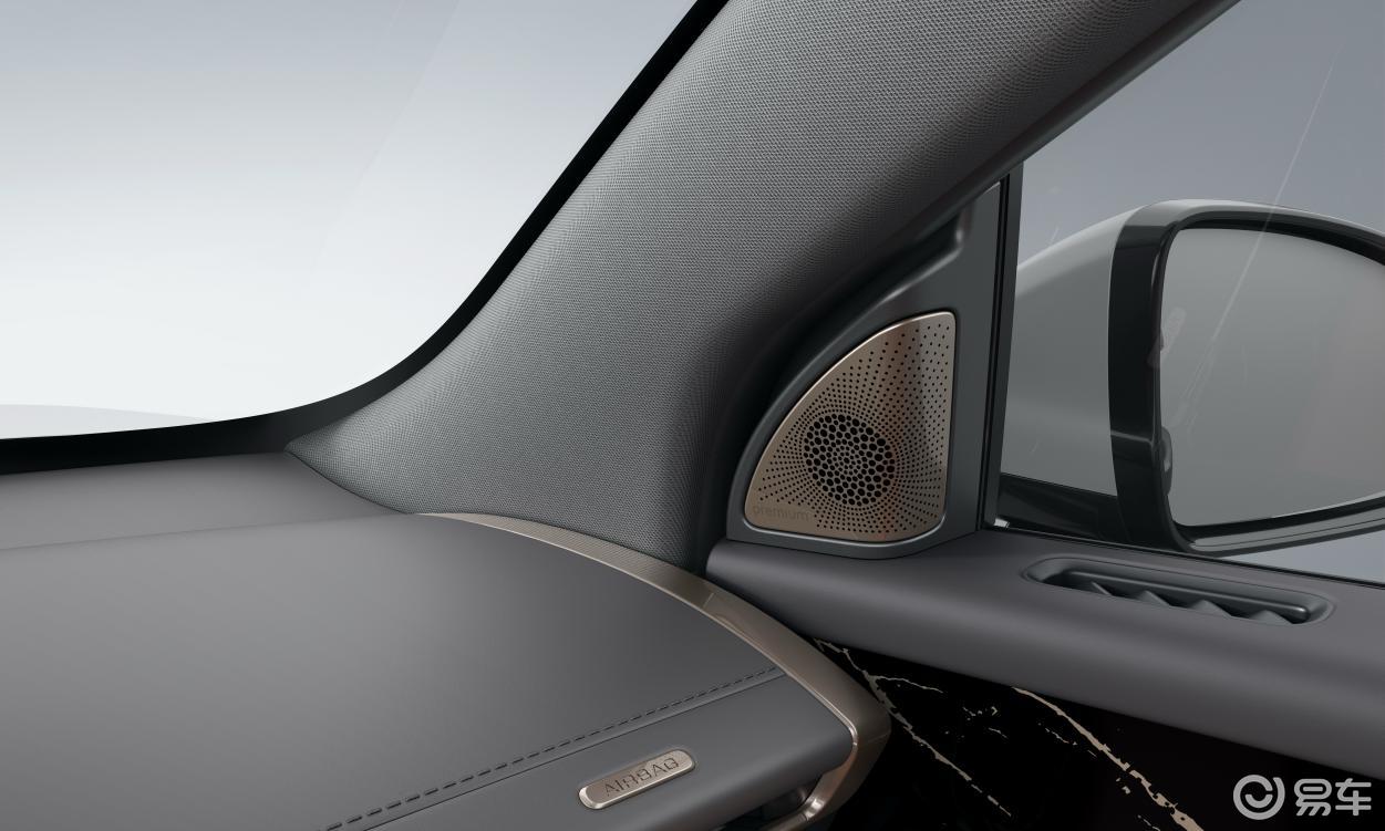 置换补贴价8.98万元起!五菱星光S 2025款正式上市