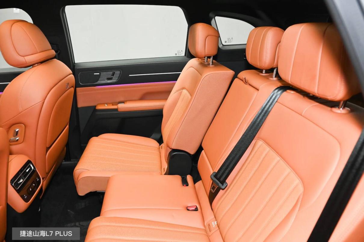限时13.99万捷途山海L7 PLUS能比过宋PLUS吗