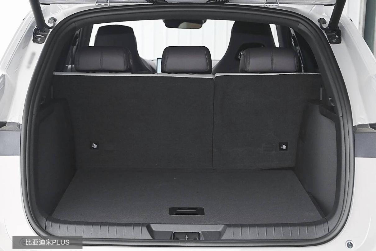 限时13.99万捷途山海L7 PLUS能比过宋PLUS吗